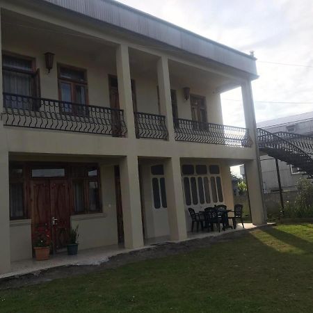 Luka Family Guest House 巴统 外观 照片