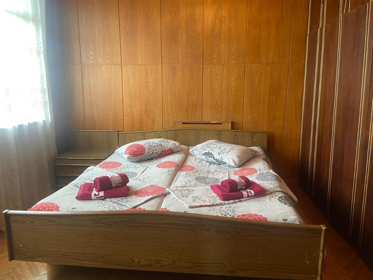Luka Family Guest House 巴统 外观 照片
